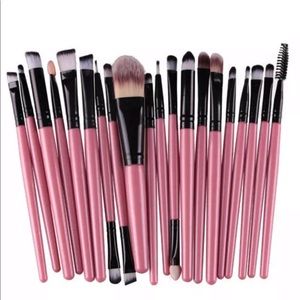 20 pcs makeup 💄 brushes